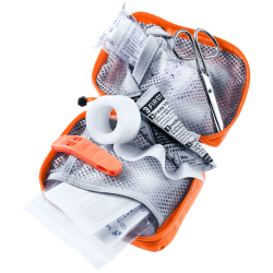 Nach medizinischer Empfehlung zusammengestellte Erste-Hilfe-Tasche: Unverzichtbar für jede Tour.